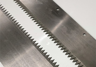 Toothed Blades and Serrated Blades